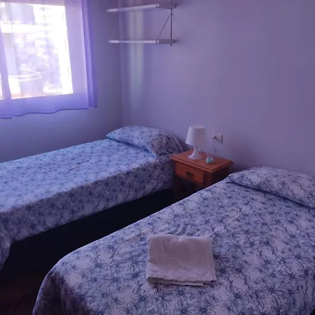 Piso Arzobispo Apartament *